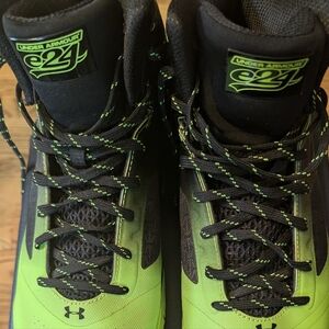 Runners.Men's size 11 ...lime green and black Under Armour